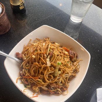 Jade Dumpling & Noodle House - Fried noodles - Dim Sum Near Me - Eugene, Oregon Jade Dumpling & Noodle House - Fried noodles - Dim Sum Near Me - Eugene, Oregon