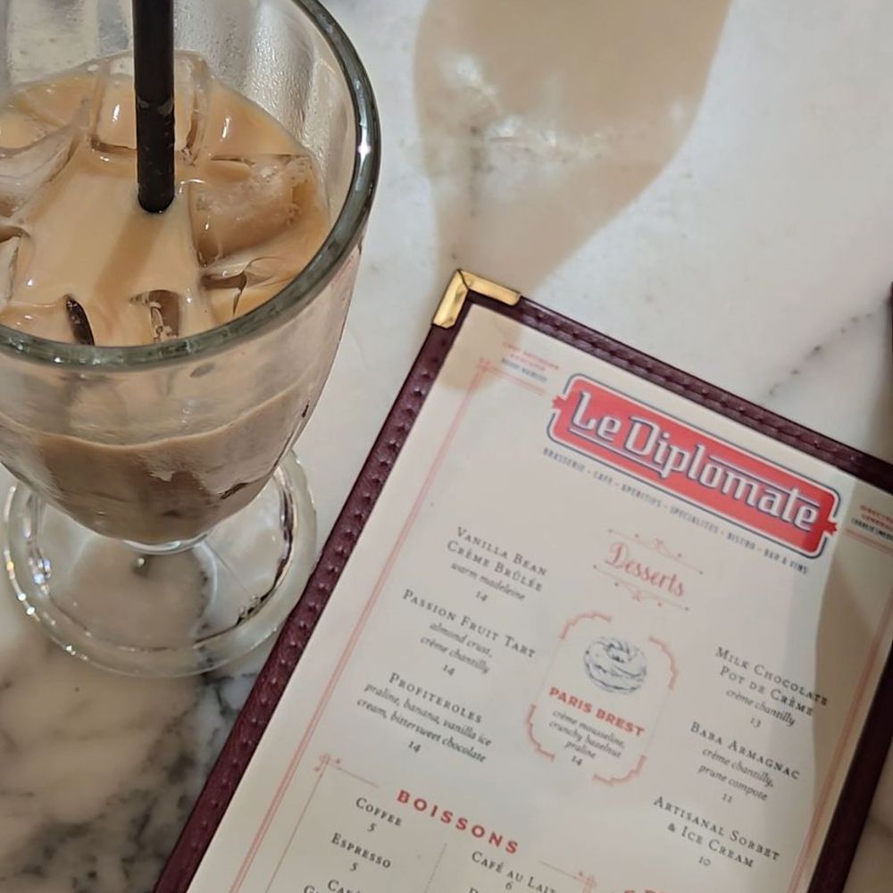 Le Diplomate - Brasseries Near Me - Washington, DC, District of Columbia