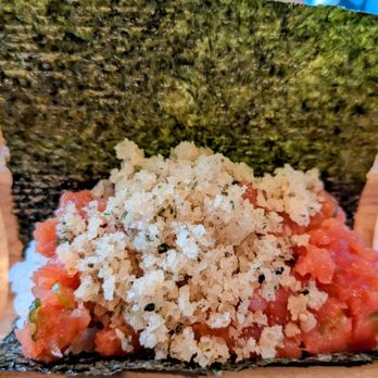 Yonsei Handrolls - Spicy tuna with tempura crumbs - Japanese Near Me - Oakland, California Yonsei Handrolls - Spicy tuna with tempura crumbs - Japanese Near Me - Oakland, California