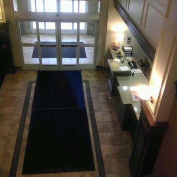 Holiday Inn Express & Suites Williston - Lobby entrance and front desk - Hotels Near Me - Williston, North Dakota