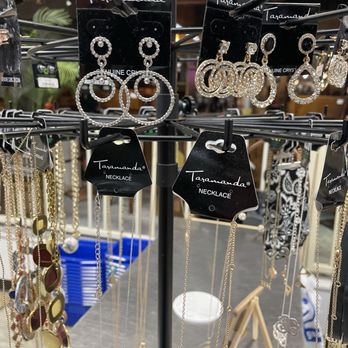 Goodwill On Main - Thrift Stores Near Me - Ventura, California