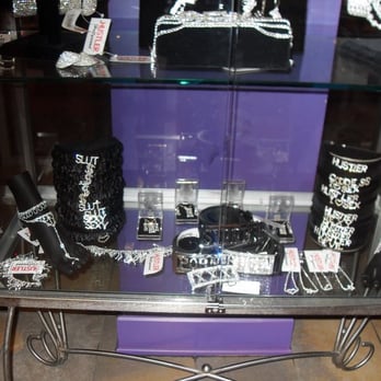 HUSTLER Hollywood - Jewelry case - Adult Shops Near Me - San Diego, California HUSTLER Hollywood - Jewelry case - Adult Shops Near Me - San Diego, California