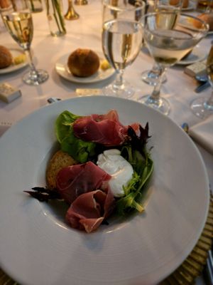 Water's Edge Centerport by null