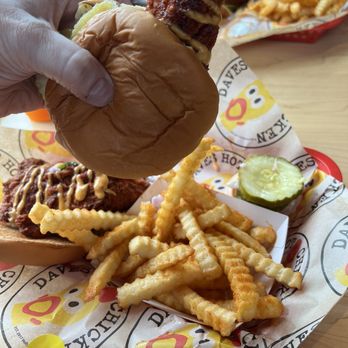 Dave's Hot Chicken - Medium heat chicken sliders with fries and Dave's sauce best pickles!! - Chicken Shop Near Me - Eugene, Oregon