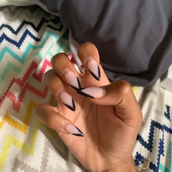 Daisy's Nails & Spa - Day Spas Near Me - Plantation, Florida
