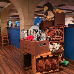 Dragon's Den - Legoland Castle Hotel