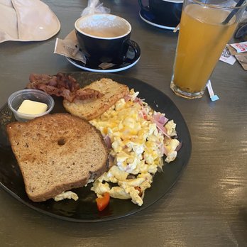 O Positivo Cafe - Full Omelette and Passion juice - Coffee & Tea Near Me - San Sebastián, Puerto Rico O Positivo Cafe - Full Omelette and Passion juice - Coffee & Tea Near Me - San Sebastián, Puerto Rico