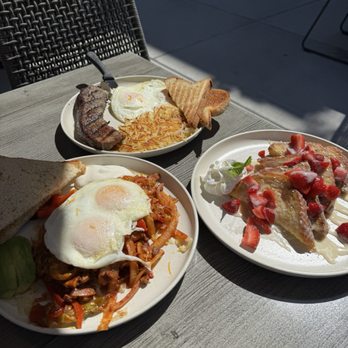 Garden's Gate Cafe - Chipotle tri-tip with hash browns, tres leches French toast, steak and eggs - Breakfast & Brunch Near Me - San Jose, California Garden's Gate Cafe - Chipotle tri-tip with hash browns, tres leches French toast, steak and eggs - Breakfast & Brunch Near Me - San Jose, California