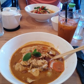 Rice N Roll Bistro - Sushi Bars Near Me - Milwaukee, Wisconsin