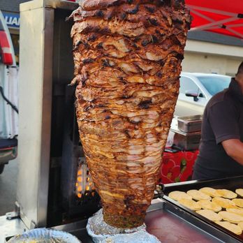 Tacos La Guera - Food Trucks Near Me - Los Angeles, California Tacos La Guera - Food Trucks Near Me - Los Angeles, California