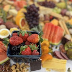Picnics From The Vine - Grazing table