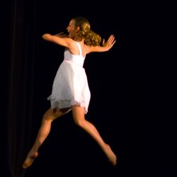 JWSD Cross Park - Congratulations on winning a dance scholarship! May 2017