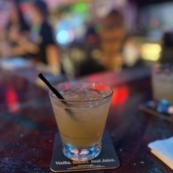 Ringside Bar & Grill - Whiskey sour