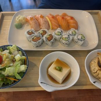 Komorebi Sushi & Rolls - Salmon Bento - Japanese Near Me - Kirkland, Washington