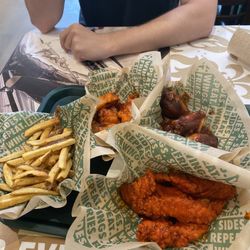 Wingstop - Food
