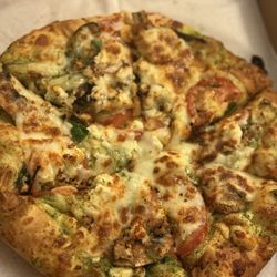 Pizza Port - Garlic Veggie with pesto base