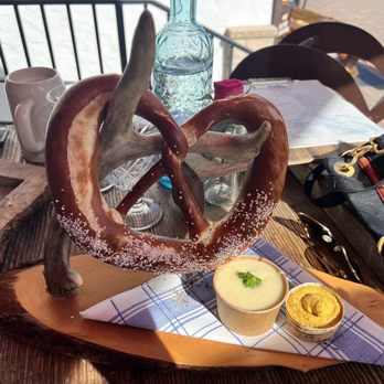 Alpenrose Vail - Pretzel - German Near Me - Vail, Colorado Alpenrose Vail - Pretzel - German Near Me - Vail, Colorado