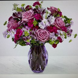 I ordered:  GOOD bouquet is approx. 14"H x 13"W.  BETTER bouquet is approx. 16"H x 14"W.  **THIS ONE: BEST bouquet is approx. 17"H x 16"W.