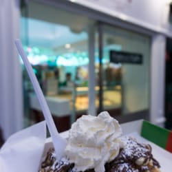 Gino's - Waffle at ginos