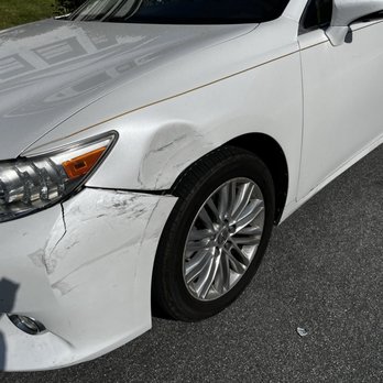 Fix Auto Folsom - The damage from the hit and run. - Body Shops Near Me - San Fransisco, California Fix Auto Folsom - The damage from the hit and run. - Body Shops Near Me - San Fransisco, California
