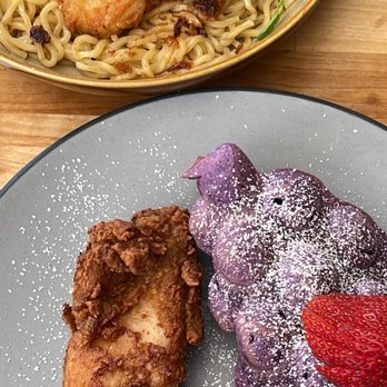 Ba Sa - Chicken & Waffle, Chili Oil Prawn Noodle - Vietnamese Near Me - Bainbridge Island, Washington