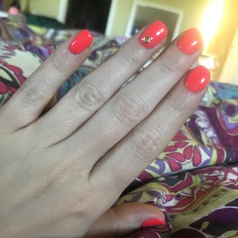Natural Nails - Nail Salons Near Me - Hillsboro, Oregon