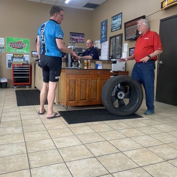 Paris Tire & Service - Clean, friendly, and helpful - Tires Near Me - Denver, Colorado Paris Tire & Service - Clean, friendly, and helpful - Tires Near Me - Denver, Colorado