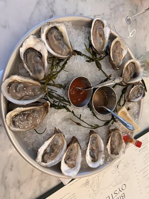 Bill's Oyster by null