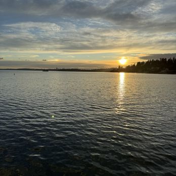 Juanita Beach Park - Beaches Near Me - Kirkland, Washington