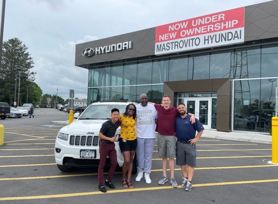 MASTROVITO HYUNDAI - Updated July 2025 - 17 Photos - 5194 Commercial Dr ...