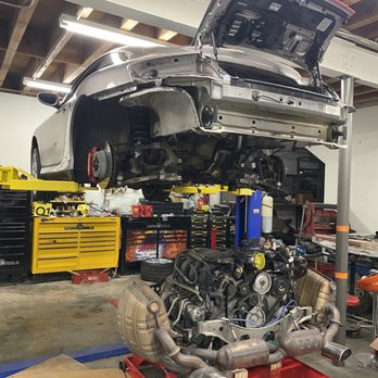 Hero Motorsports - Engine dropped to do IMS BEARING, RMS, CLUTCH and a ton of other things. - Body Shops Near Me - Van Nuys, California