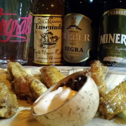Alitas Doña C - Cerveza Artesanal+Alitas= La Ingrata
