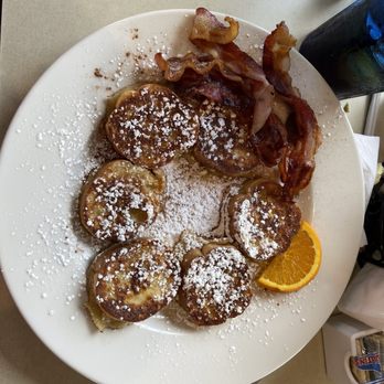 Snapper's Seafood - French toast - Seafood Near Me - Biloxi, Mississippi Snapper's Seafood - French toast - Seafood Near Me - Biloxi, Mississippi