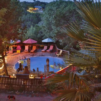 Lost Parrot Cabins - Great for an evening swim - Resorts Near Me - Austin, Texas