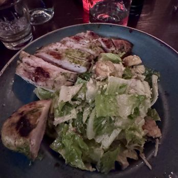 Red Owl Tavern - Chicken Caesar salad - New American Near Me - Philadelphia, Pennsylvania