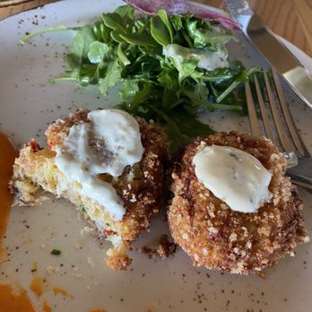 Moonraker Restaurant - Moonraker Crab Cakes - New American Near Me - Pacifica, California