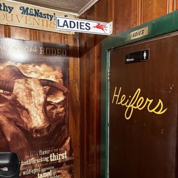 The Star Cafe - Women's bathroom - Burgers Near Me - Fort Worth, Texas The Star Cafe - Women's bathroom - Burgers Near Me - Fort Worth, Texas