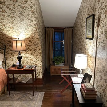 The Lancaster Bed & Breakfast - The Foxglove - Bed & Breakfast Near Me - Lancaster, Pennsylvania