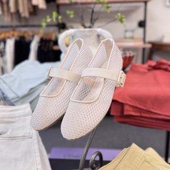 Lanchic Boutique - Cute shoes - Women's Clothing Near Me - Folsom, California Lanchic Boutique - Cute shoes - Women's Clothing Near Me - Folsom, California