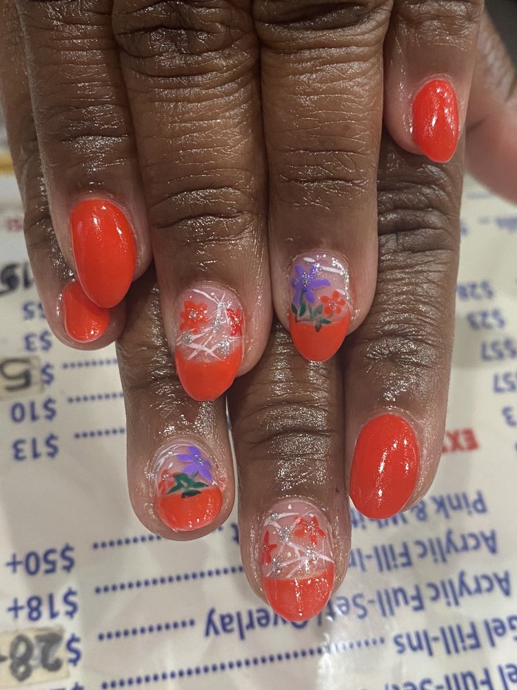 HYDE PARK NAILS SALON Updated October 2024 34 Photos & 63 Reviews