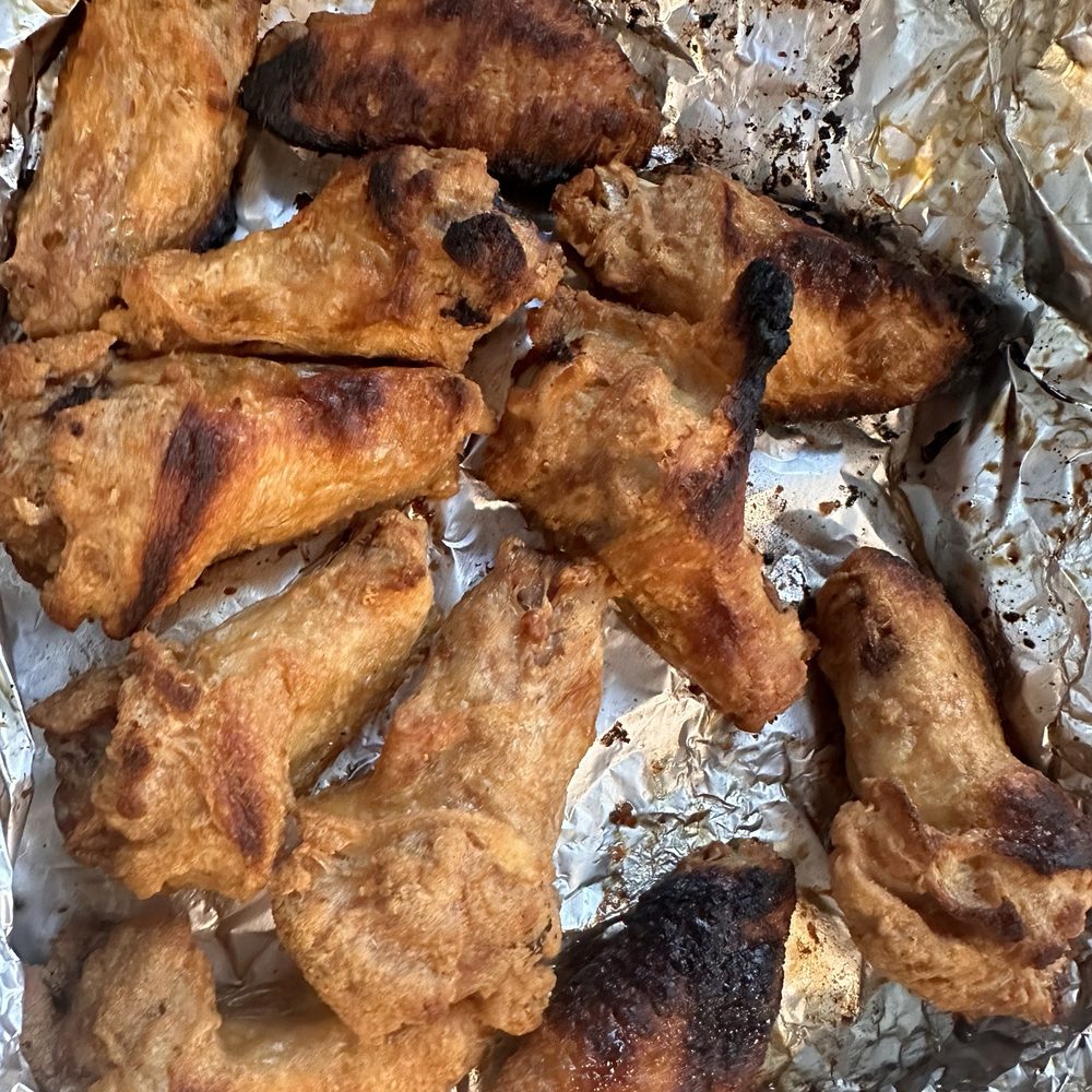 Moonlight Pizza & Brewpub - Burnt and non tossed wings. - Pizza Near Me - Salida, Colorado Moonlight Pizza & Brewpub - Burnt and non tossed wings. - Pizza Near Me - Salida, Colorado