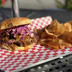 Fat Tomato Grill - Pulled Pork Sandwich special