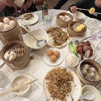 Triple Crown Restaurant - Dim Sum Near Me - Chicago, Illinois Triple Crown Restaurant - Dim Sum Near Me - Chicago, Illinois