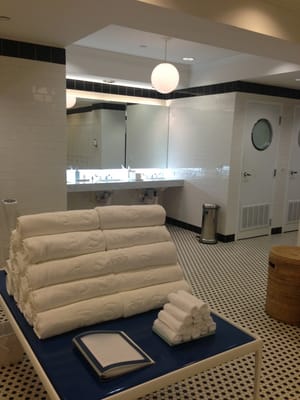 Palm Springs Yacht Club by null