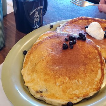 Grumpy's - Blueberry pancakes - Diners Near Me - East Dennis, Massachusetts Grumpy's - Blueberry pancakes - Diners Near Me - East Dennis, Massachusetts
