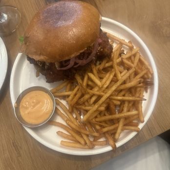 Kuma Kitchen - Fish sandwich - Pan Asian Near Me - Seattle, Washington