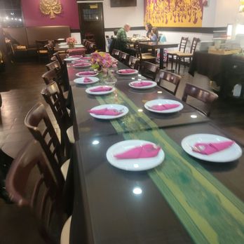 Bua Thai Restaurant - Inside - Thai Near Me - Aurora, Colorado