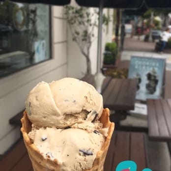 Häagen-Dazs - Java chip ice cream with plain waffle cone. Kiddie scoop size - Ice Cream & Frozen Yogurt Near Me - La Jolla, California Häagen-Dazs - Java chip ice cream with plain waffle cone. Kiddie scoop size - Ice Cream & Frozen Yogurt Near Me - La Jolla, California