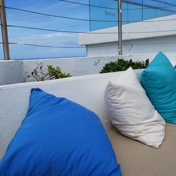 Kumo Rooftop - Outdoor lounge by pool - Lounges Near Me - Carolina, Puerto Rico Kumo Rooftop - Outdoor lounge by pool - Lounges Near Me - Carolina, Puerto Rico