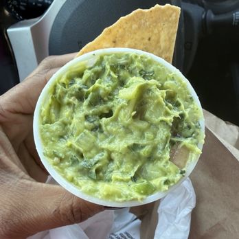 Taco El Jalisciense - Guacamole - Mexican Near Me - Chicago, Illinois Taco El Jalisciense - Guacamole - Mexican Near Me - Chicago, Illinois